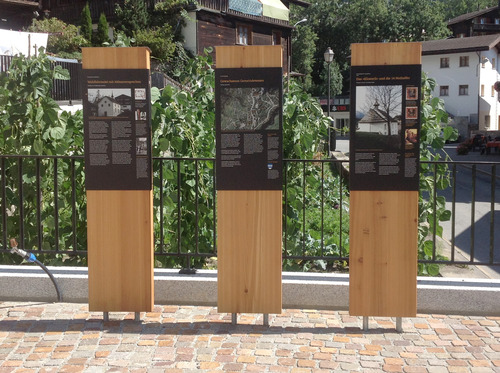 Tafeln Dorfrundgang Fiesch